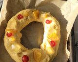 A picture of step 6 of Roscón de reyes. (Three kings cake).