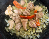 Foto del paso 1 de la receta: Fideuá caldosa de pollo