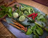 รูปขั้นตอนการทำที่ 1 ของ ผัดเผ็ดแกงป่าหมู