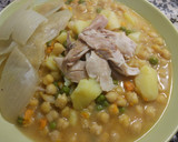 Foto del paso 3 de la receta: Puchero de garbanzos con boniato y guisantes