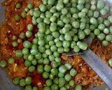 A picture of step 6 of Matar paneer.