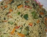 A picture of step 2 of Indomie wif veggie.