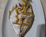 Foto langkah ke 6 dari resep Steam Ikan Saus Hongkong.