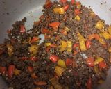 A picture of step 2 of Sweet stuffed pepper soup.