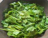 A picture of step 4 of Spinach Shorba.