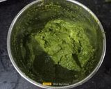 A picture of step 3 of Thai Green Curry Noodles.