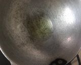 A picture of step 3 of Aloo Paratha.