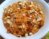 A picture of step 3 of Shahi Sooji Halwa.