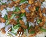 A picture of step 5 of Mini Bites Chicken Pizza.
