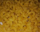 A picture of step 1 of Spicy pasta.
