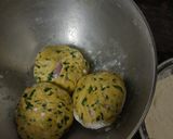 A picture of step 1 of Methi paratha.