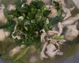 รูปขั้นตอนการทำที่ 2 ของ ต้มแซ่บหมูและไก่