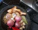 Foto langkah ke 2 dari resep Sayur lodeh tempe busuk enak dan sederhana.