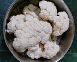 A picture of step 1 of Cauliflower saute.