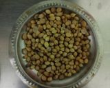 A picture of step 1 of Ginger coriander Coffee.