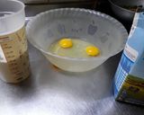 Foto del paso 2 de la receta: Buñulos de acelga y muzzarela