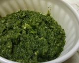 A picture of step 2 of Green chutney.