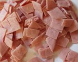 Medvehagymás-sonkás - sajtos tekercs recept fázis 3 fotója