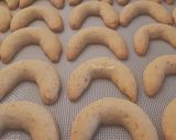 Lotti kiflik - avagy bécsi hókifli az omlós, illatos csoda recept fázis 3 fotója