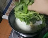 Foto langkah ke 2 dari resep Spinach cream soup / cream soup bayam.