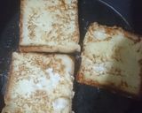 A picture of step 4 of Boil egg and French toast. Breakfast.