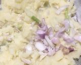 A picture of step 3 of Potato Manchurian Gravy.