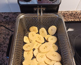 Foto del paso 2 de la receta: Chips de plátano macho maduro (tajadas)