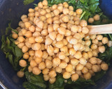 Foto del paso 4 de la receta: Garbanzos con espinacas