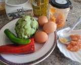 Foto del paso 1 de la receta: Tortilla con alcachofas, verduras y sofrito de tomate