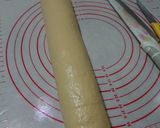 Foto langkah ke 3 dari resep Smoked Beef Cheese Roll Bread.