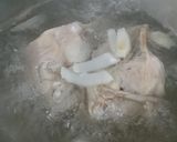 Hình bước làm 1 của món Canh bún chả cua
