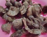 Foto langkah ke 1 dari resep Oseng Ati Ampela mix Wortel.
