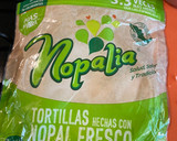 Foto del paso 4 de la receta: Requesón a la mexicana 🟢⚪️🔴 para tacos, quesadillas o botana