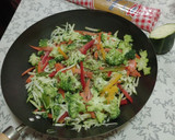 Foto del paso 1 de la receta: Tallarines con verduras salteadas y pollo