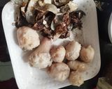 A picture of step 1 of Arbi ki sabji.