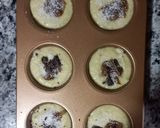 Foto del paso 4 de la receta: Muffins de banana con coco y dulce de leche!