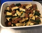 Une image de l'étape 5 de Courgettes aux merguez,tomate et épices.