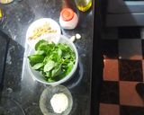Foto del paso 1 de la receta: Pesto de albahaca
