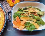 Hình bước làm 3 của món Cơm nhà với sắc hoa vàng cam
