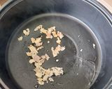 รูปขั้นตอนการทำที่ 2 ของ อกไก่ผัดขิง ทำง่าย แคลน้อย