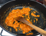 Foto del paso 6 de la receta: Pollo guisado con setas de cultivo y aromas de hierbas provenzales