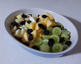 Une image de l'étape 6 de Salade de fruits frais raisins secs et noix de cajou 🍇🍏🥭.