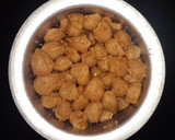 A picture of step 1 of Soya bean chaap.