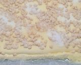 Foto del paso 12 de la receta: 179. Coca de San Juan de hojaldre, crema y piñones