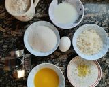 Foto del paso 1 de la receta: Galletitas súper fáciles - coco y limón -