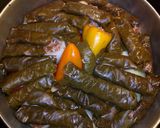 A picture of step 8 of Stuffed grape leaves.