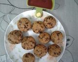 A picture of step 5 of Kurkure chatpata yummy suji balls.
