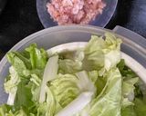 Hình bước làm 1 của món Canh cải dún thịt bằm