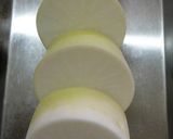 A picture of step 2 of Simmered Amberjack and Daikon Radish -- Taught by a Chef.