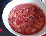 A picture of step 4 of Strawberry and Rhubarb Tiramisu.